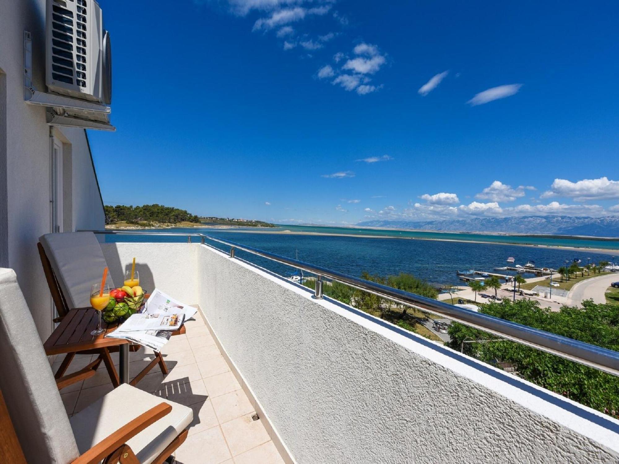 Modern Villa In Nin With Terrace Bagian luar foto